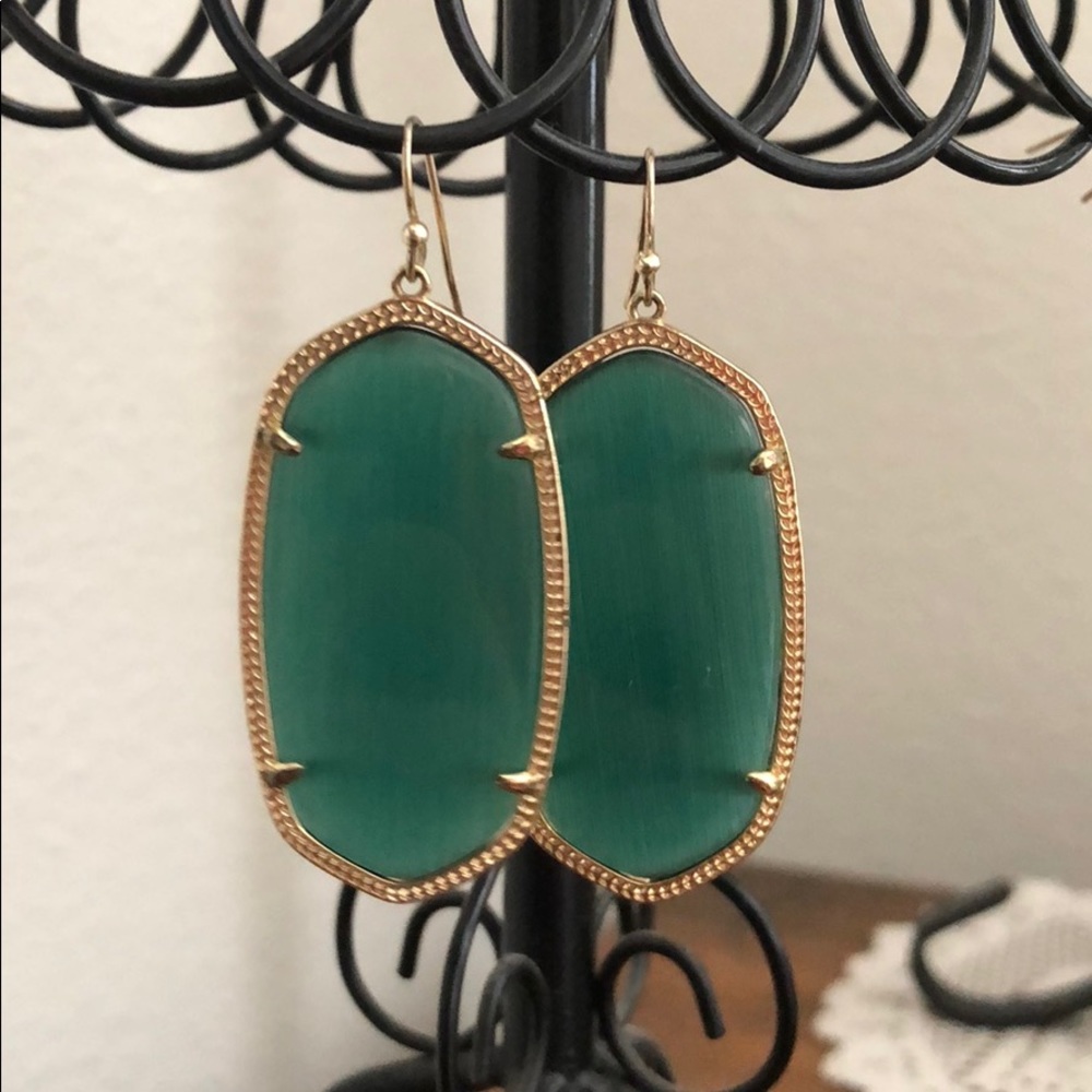 Kendra Scott Danielle Earrings in Green